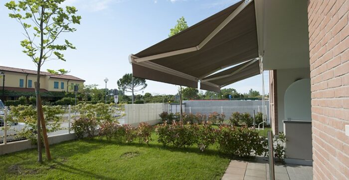Antalia, tenda a cassonetto